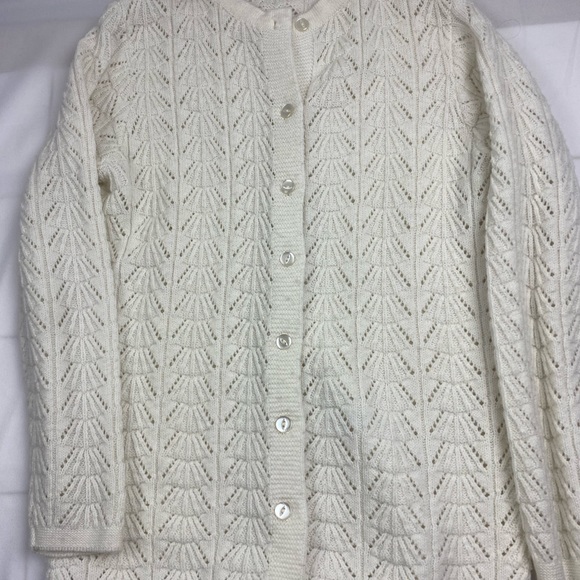 Women’s Sweater- White. Medium. Buttons Down. For cooler weather. - Picture 2 of 5